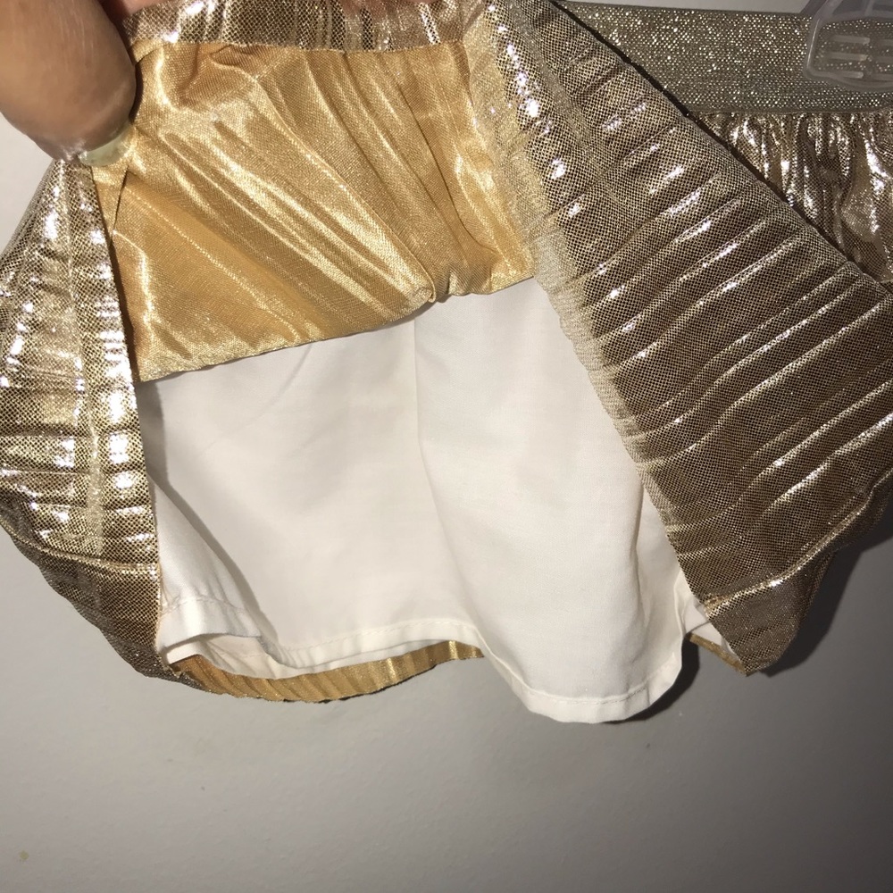 Carter’s Girl’s gold pleated skirt-Size 9m - Picture 5 of 5